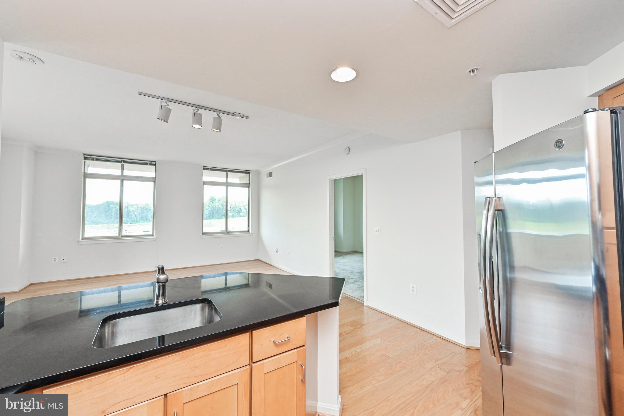 ELAN AT EAST MARKET - Residential