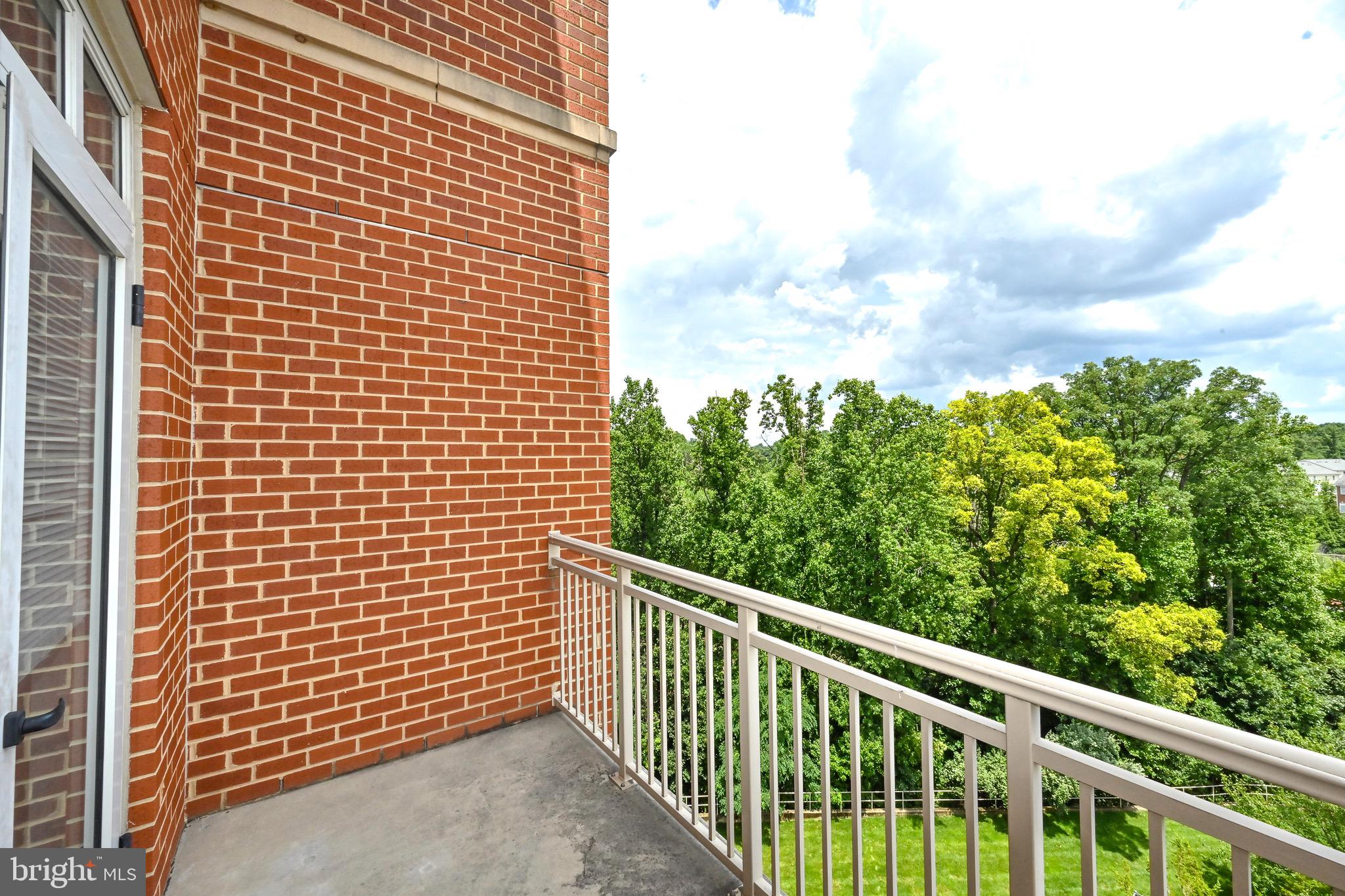 ELAN AT EAST MARKET - Residential