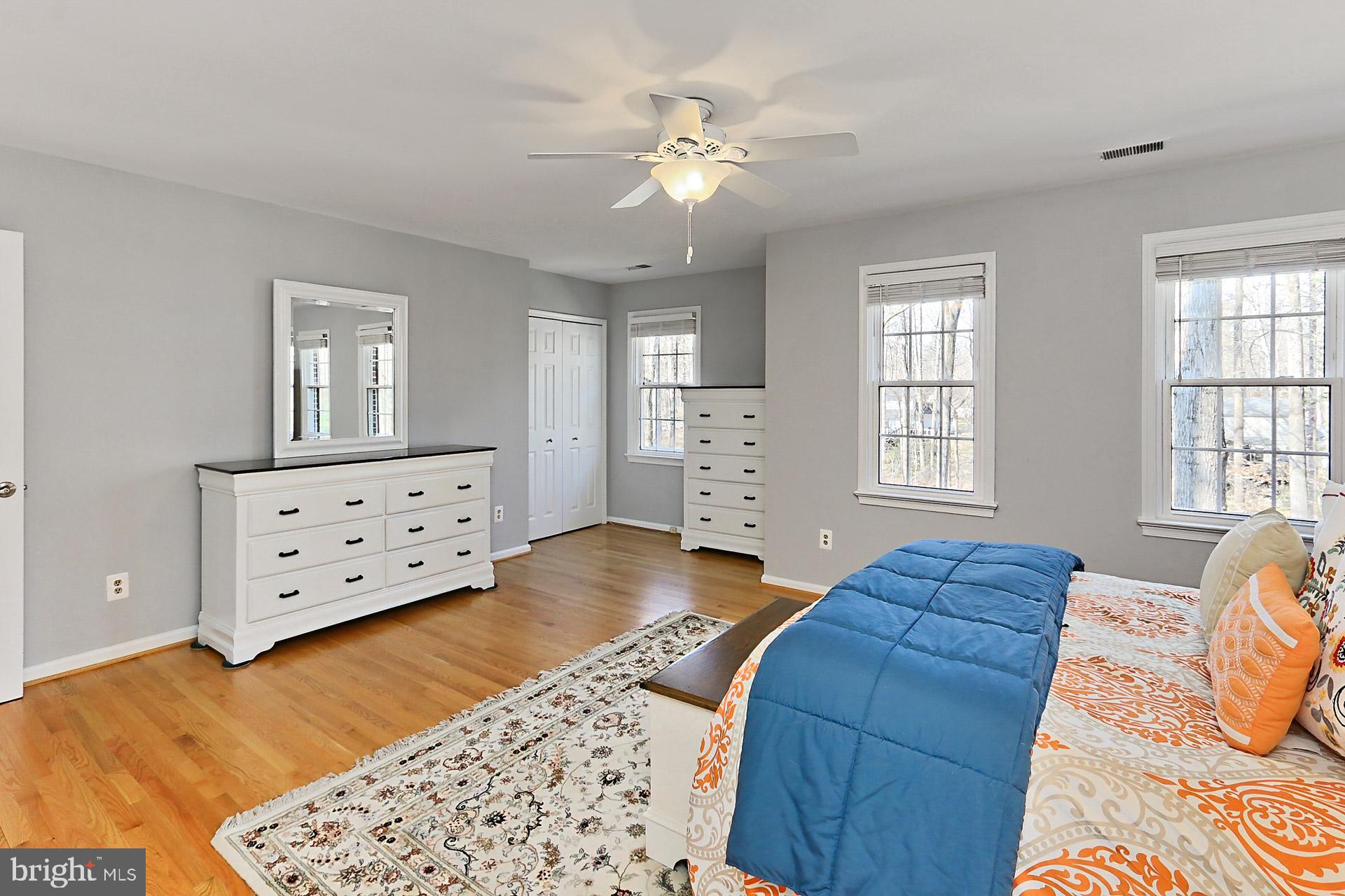 FAIRFAX STATION - Residential