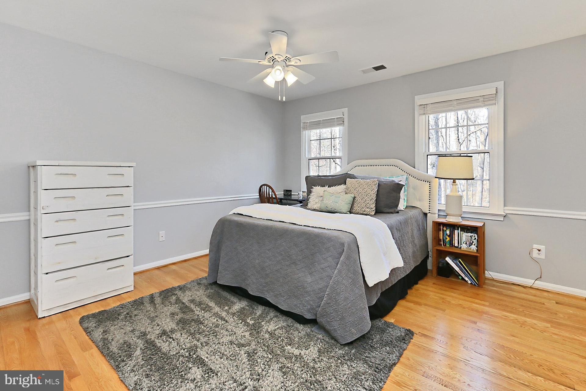 FAIRFAX STATION - Residential