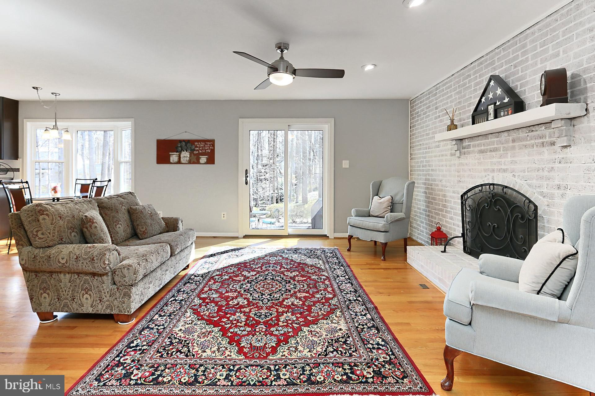 FAIRFAX STATION - Residential