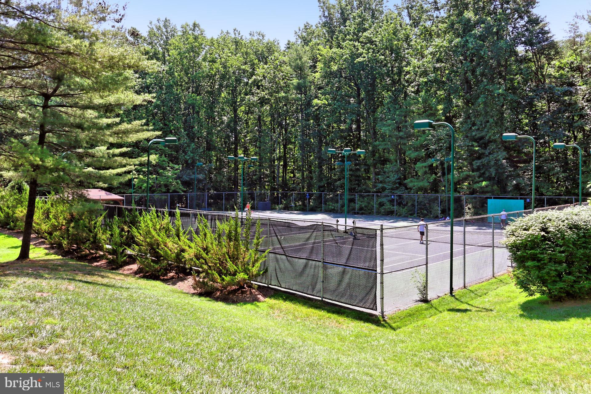 FAIRFAX STATION - Residential