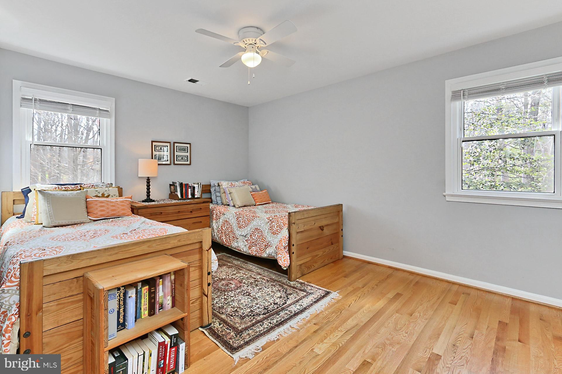 FAIRFAX STATION - Residential