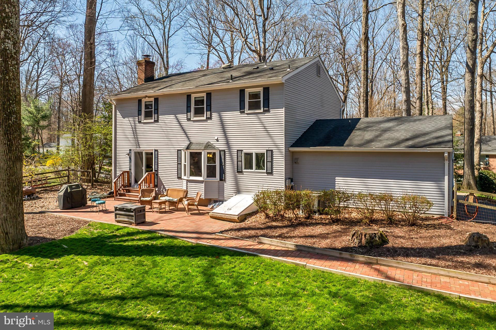 FAIRFAX STATION - Residential