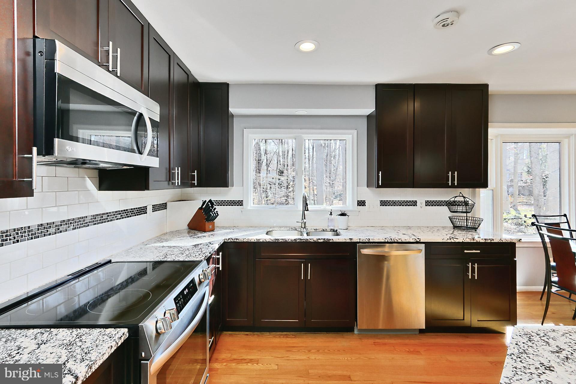 FAIRFAX STATION - Residential