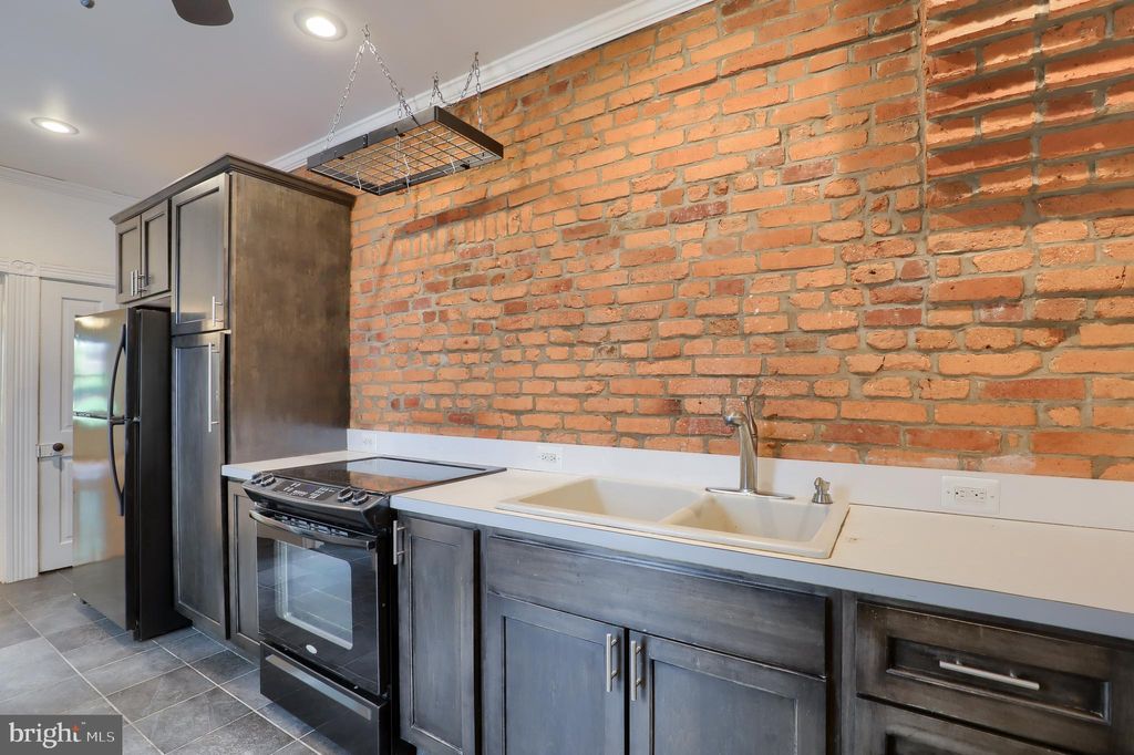 Photo of 547 N PINE ST, LANCASTER, PA 17603 (MLS # PALA2038580)