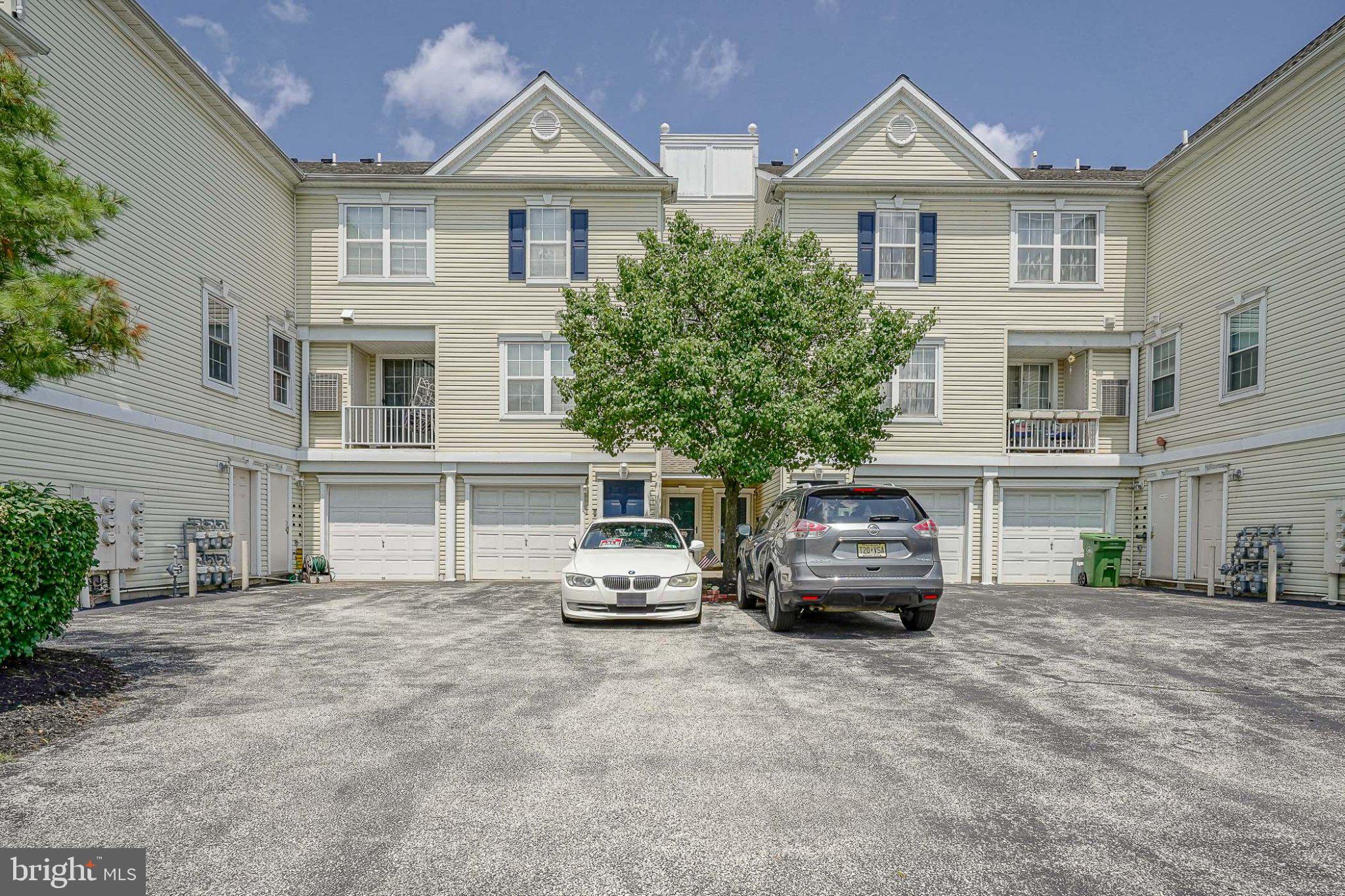 6201 RIVERFRONT DRIVE