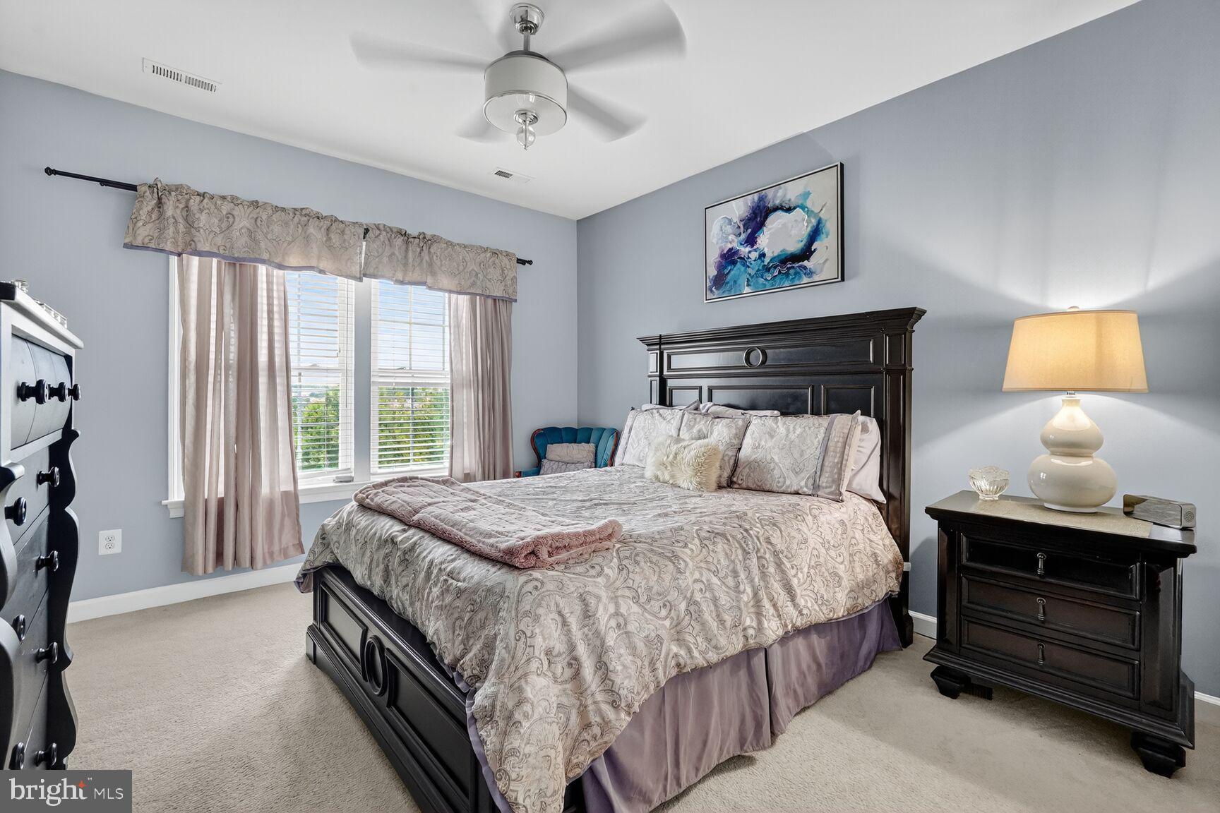 BURGUNDY WOODS - Residential