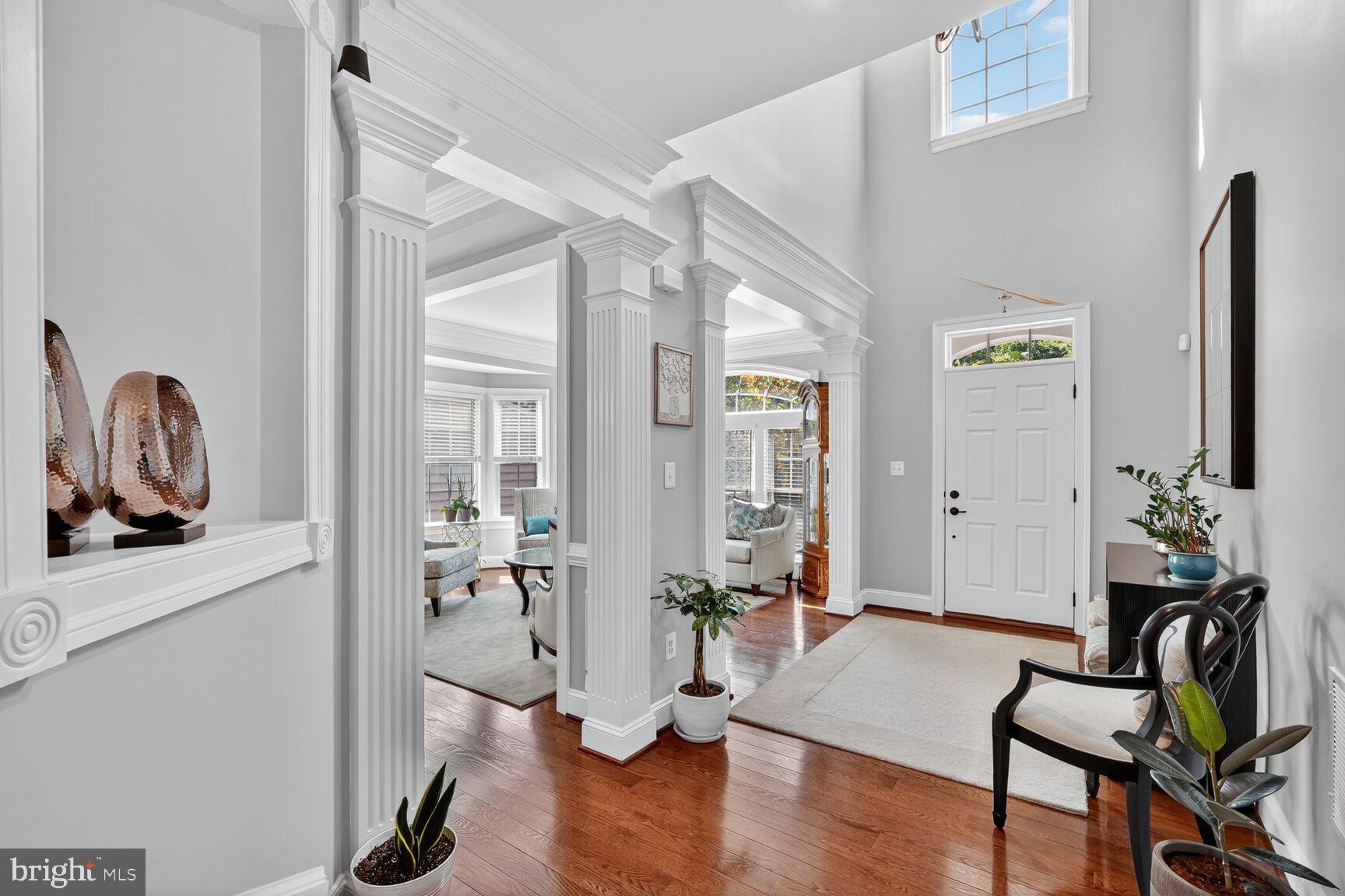 BURGUNDY WOODS - Residential