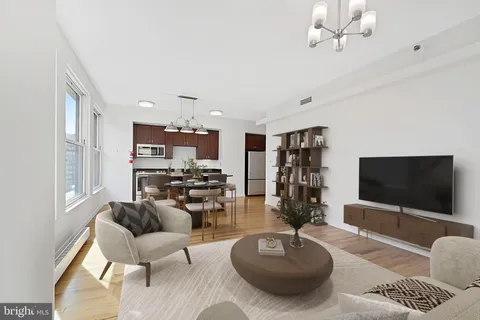 MLS: DCDC2197126
