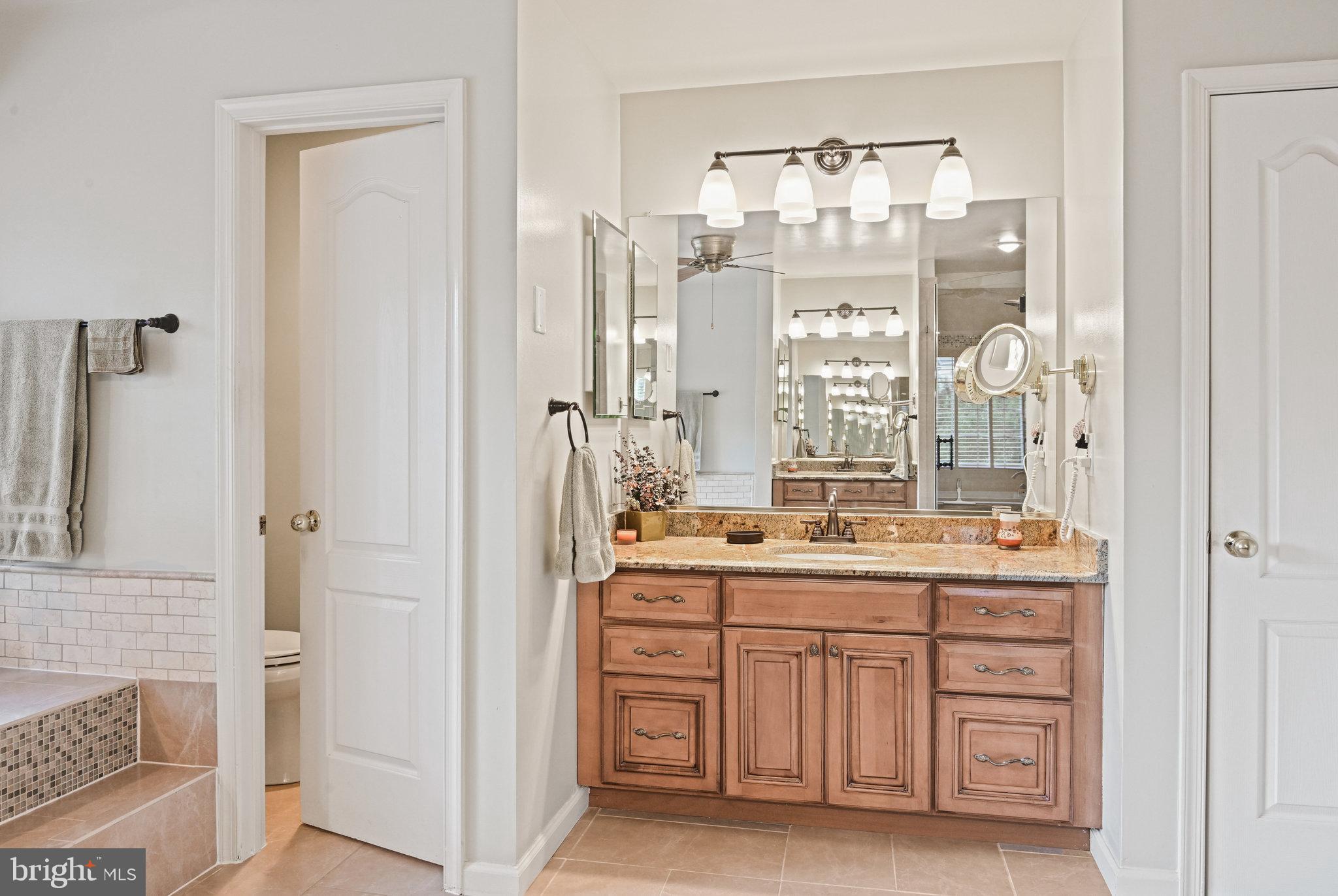 HUNTER MILL TOWN OF VIENNA - Residential