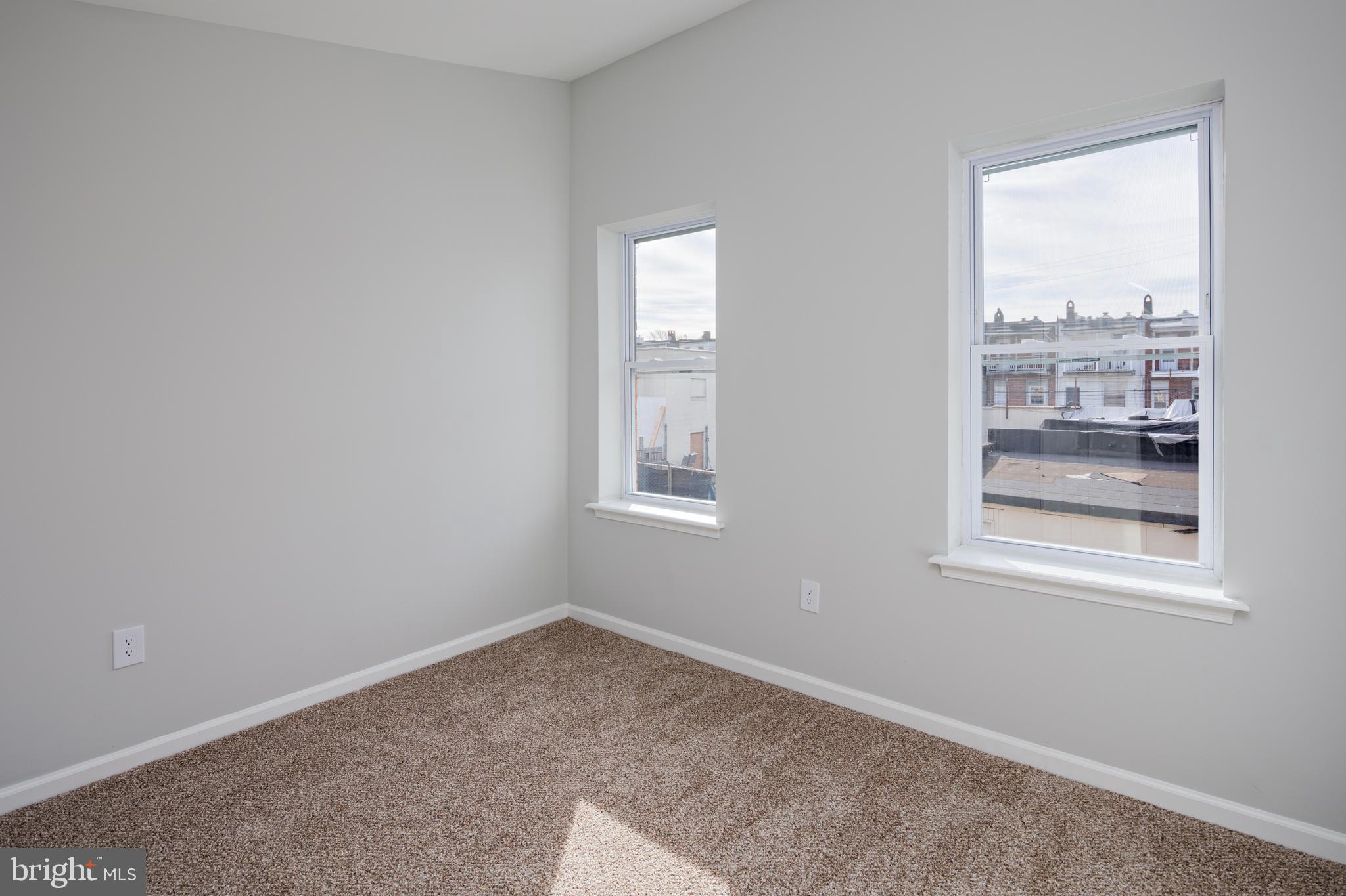 HIGHLANDTOWN - Residential