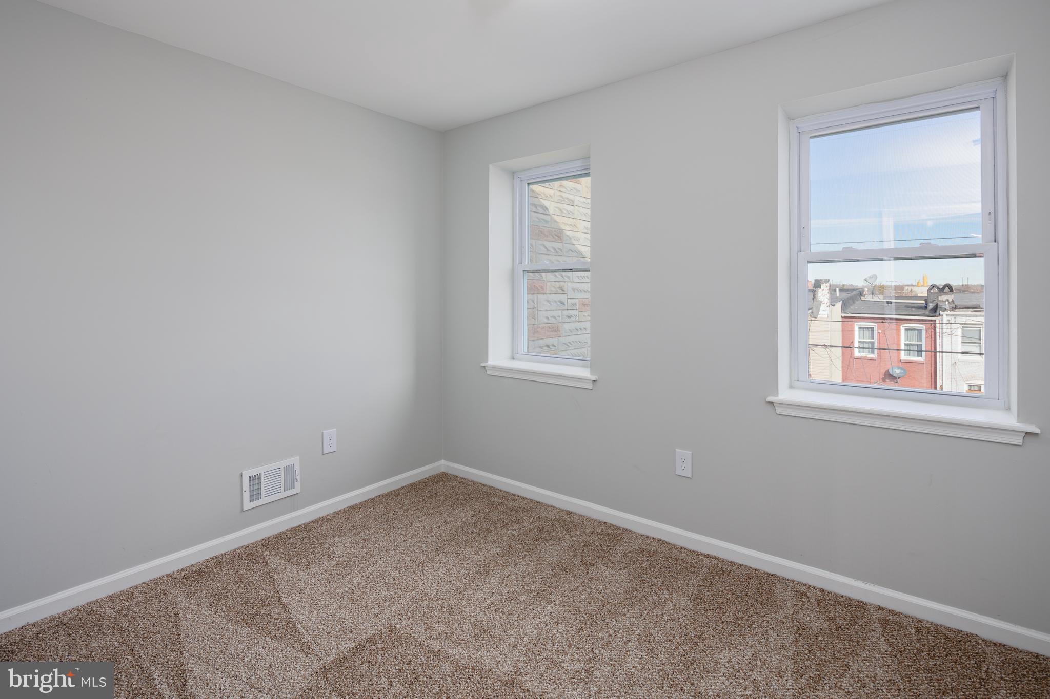 HIGHLANDTOWN - Residential