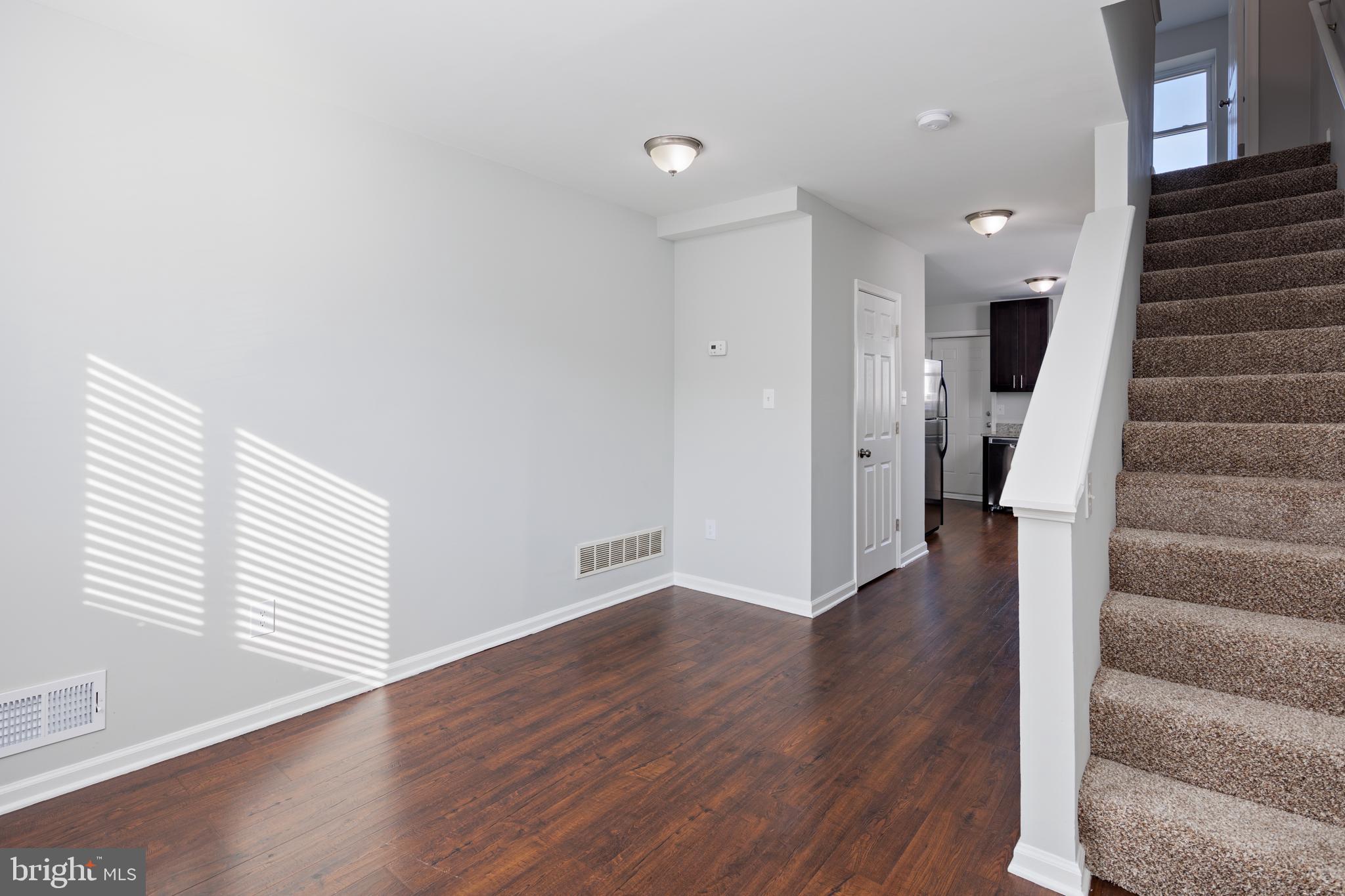 HIGHLANDTOWN - Residential