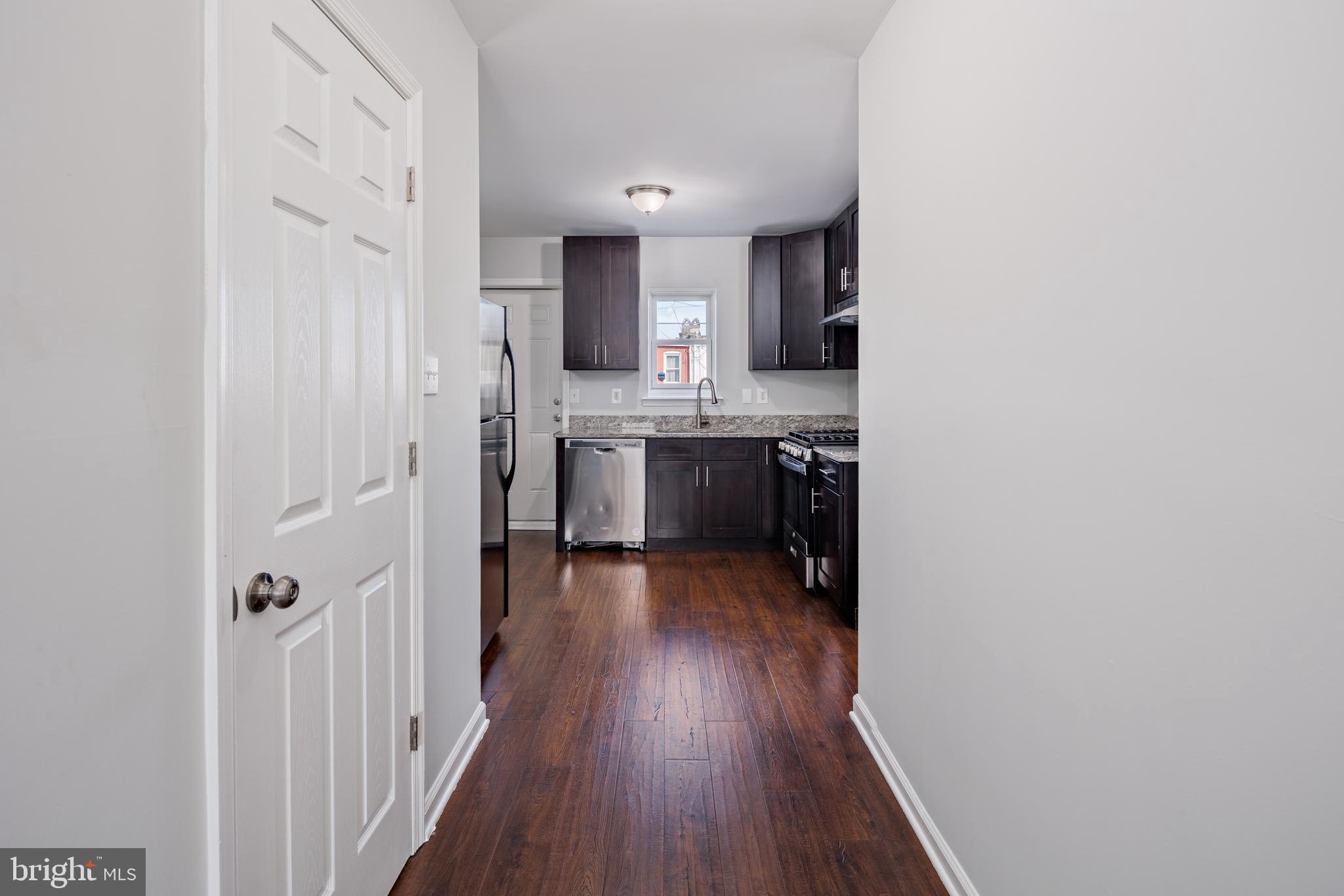HIGHLANDTOWN - Residential