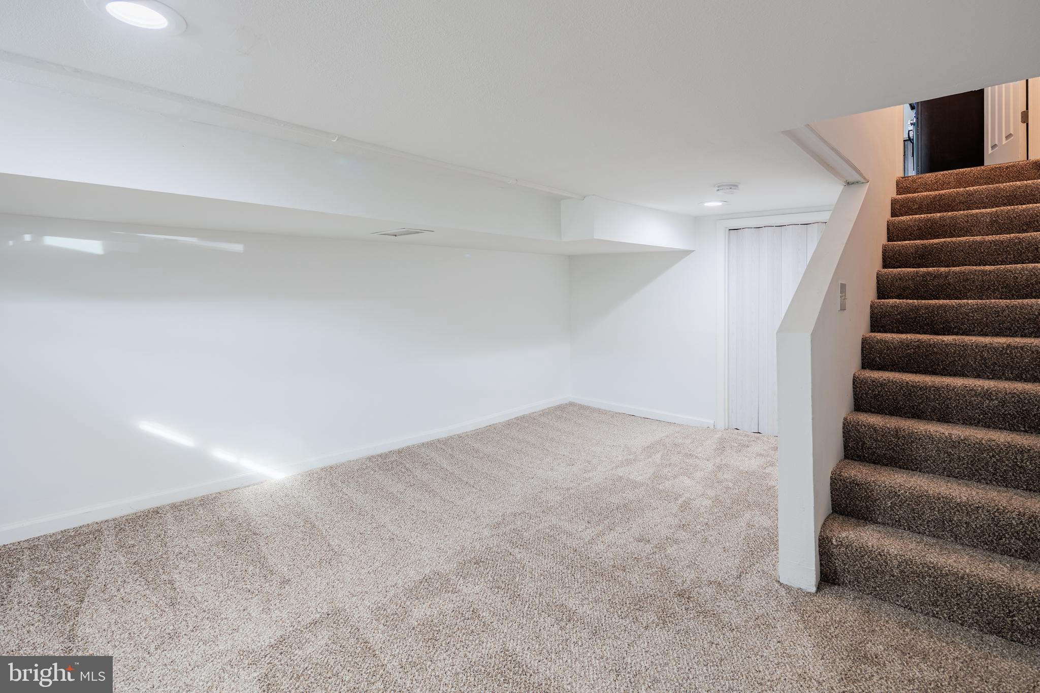 HIGHLANDTOWN - Residential