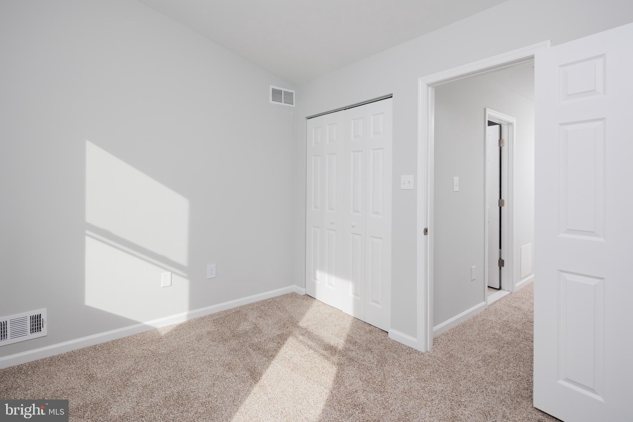 HIGHLANDTOWN - Residential