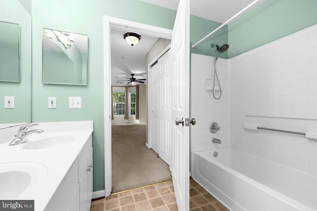 TIDEWATER COLONY - Residential