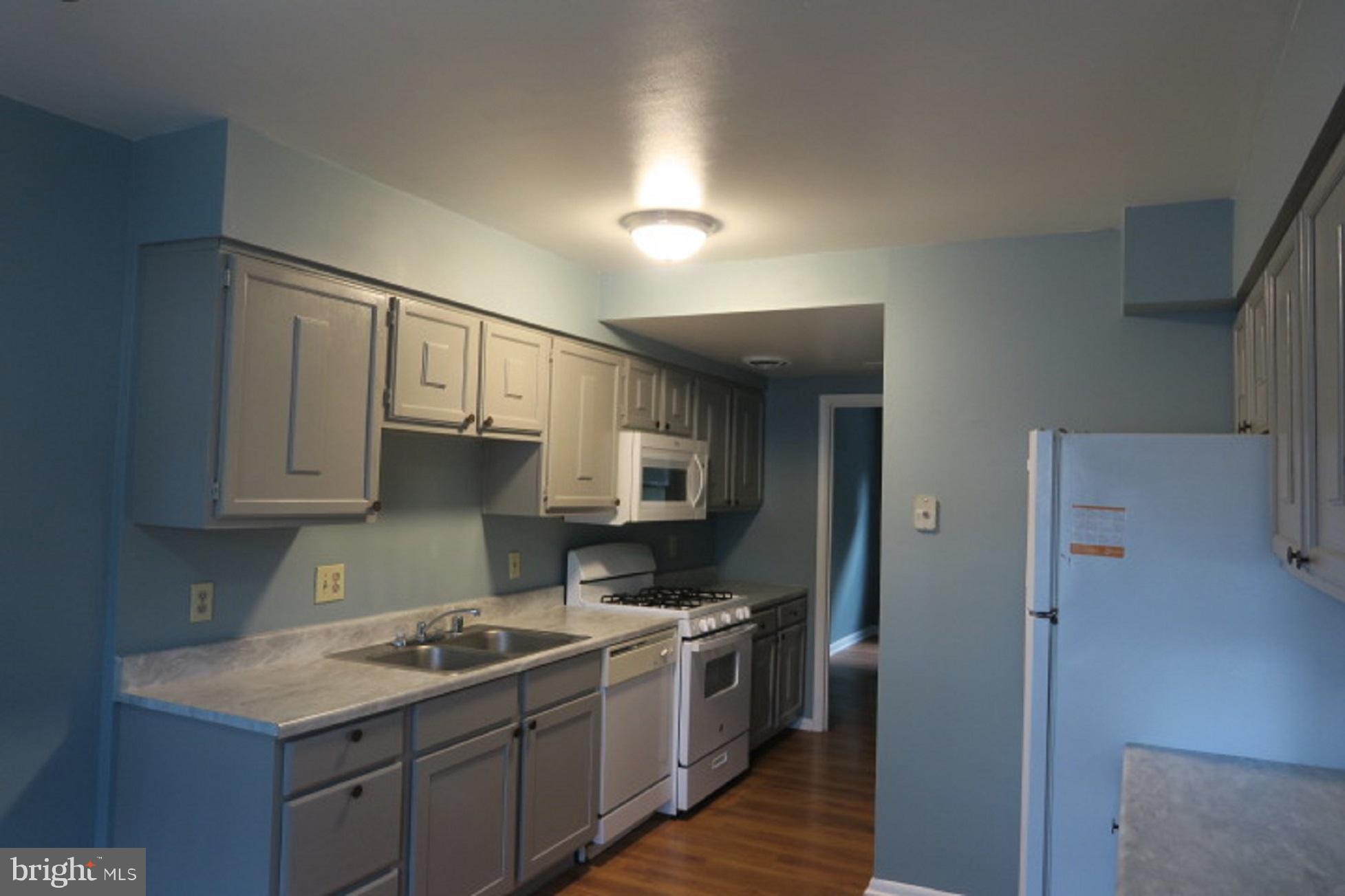 DALE CITY - Residential Lease