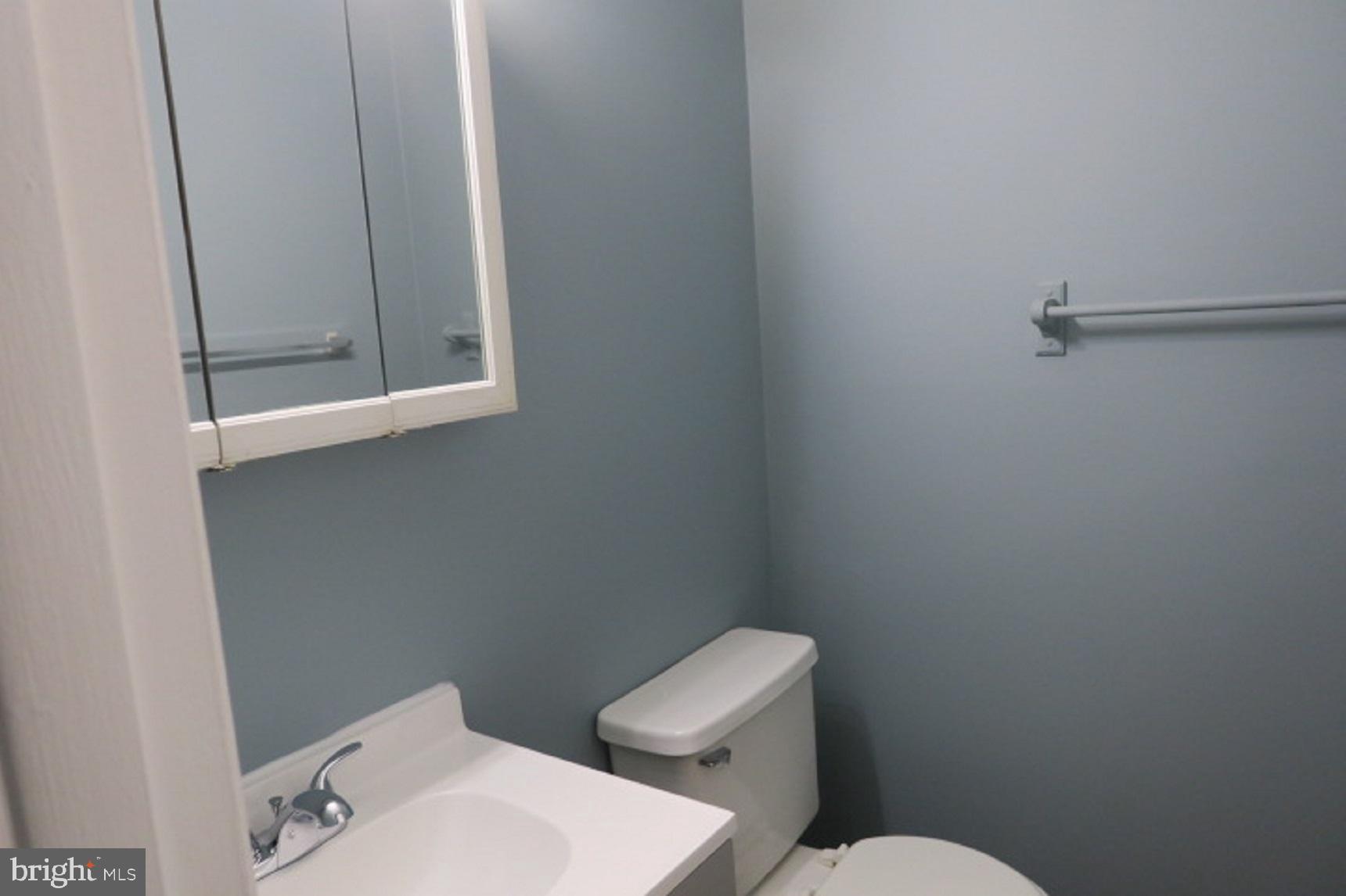 DALE CITY - Residential Lease