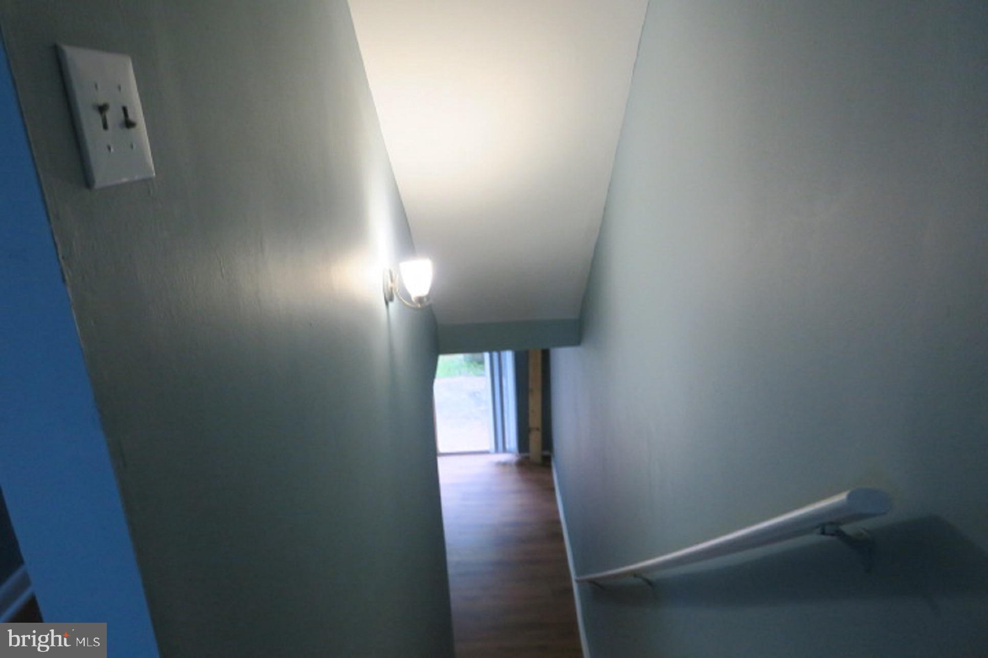 DALE CITY - Residential Lease