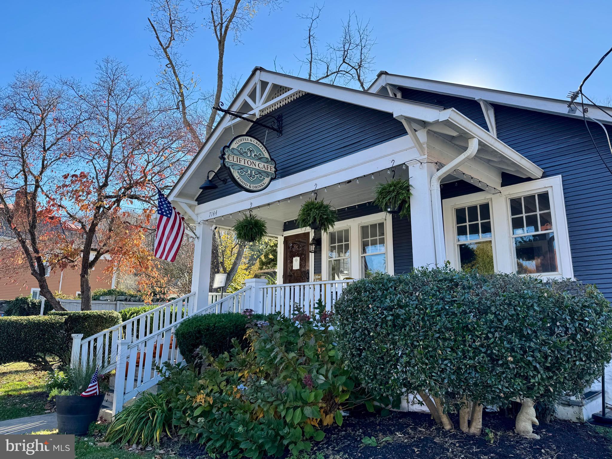 CHAPEL TRAILS - Residential