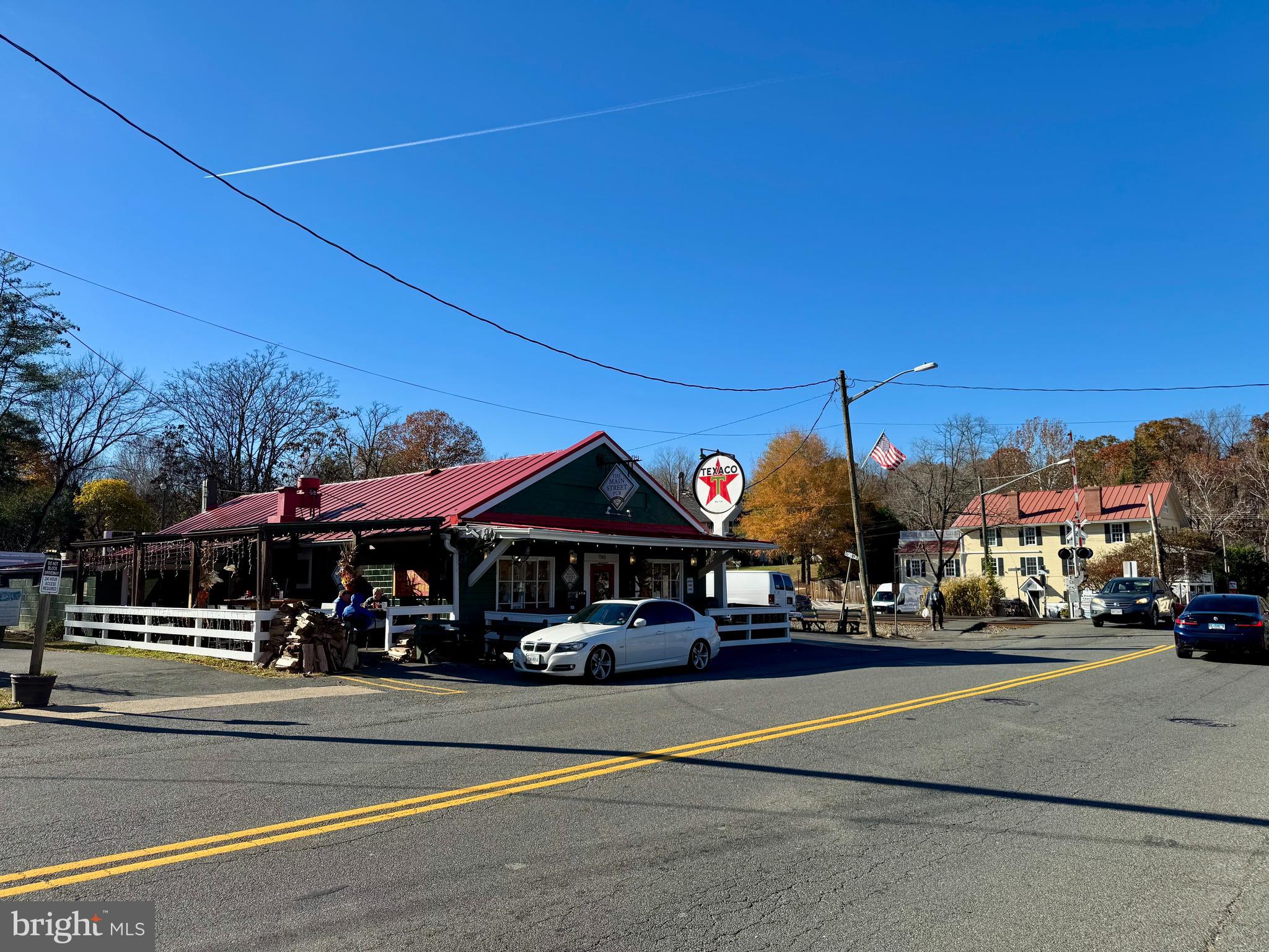 CHAPEL TRAILS - Residential