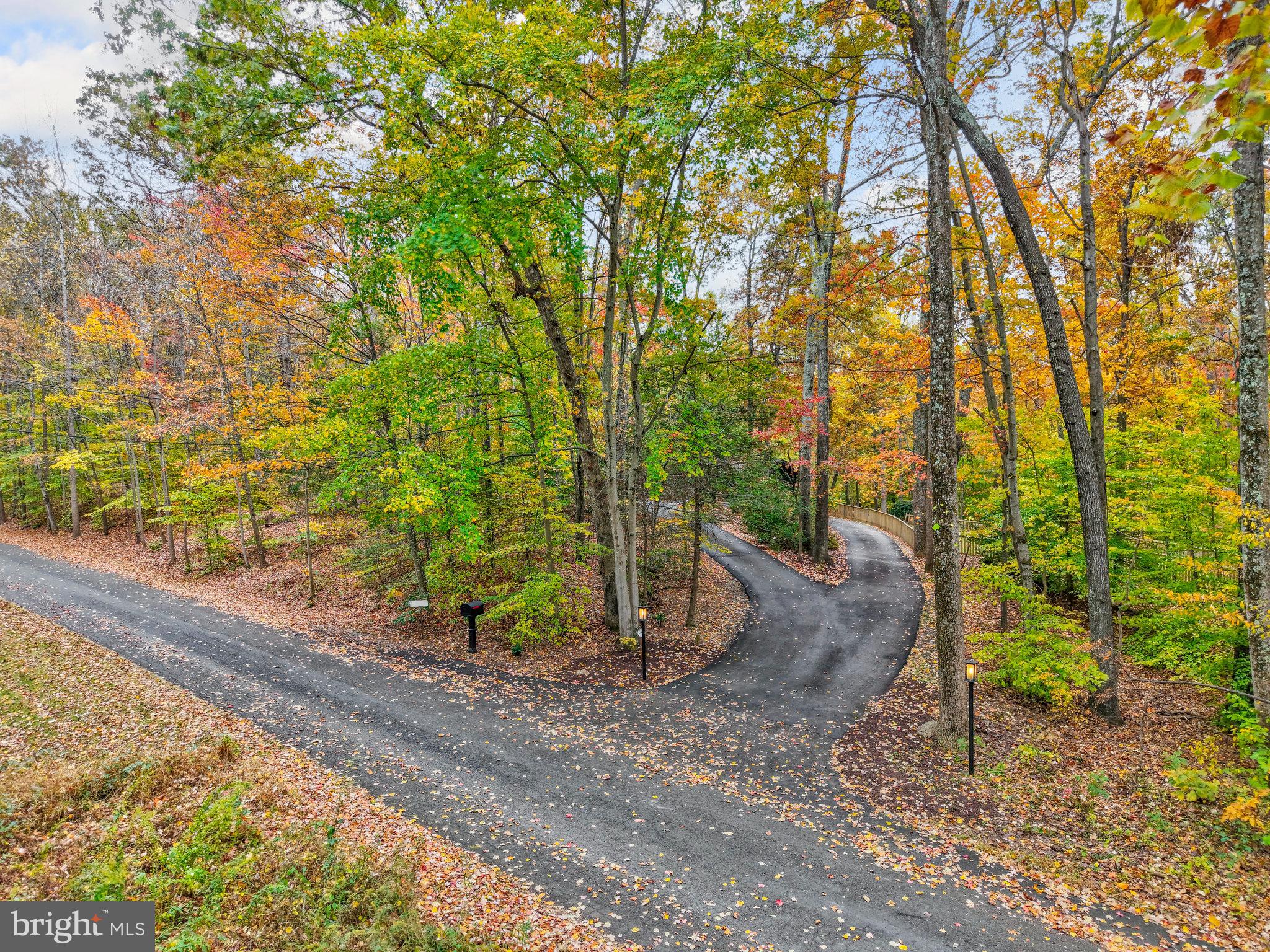 CHAPEL TRAILS - Residential