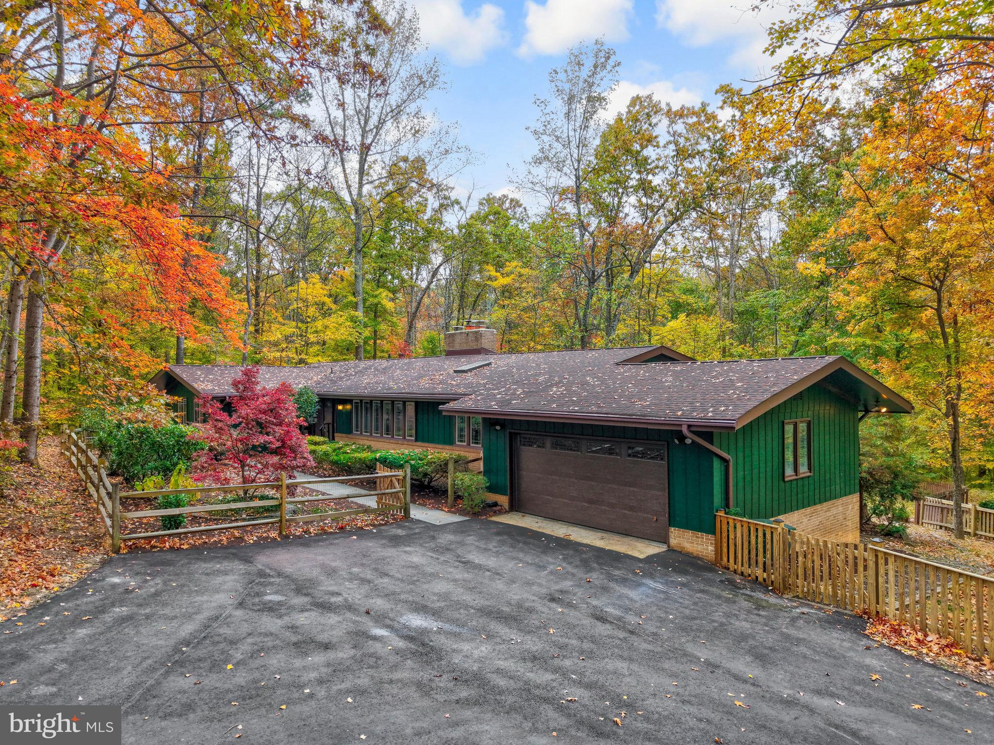 CHAPEL TRAILS - Residential