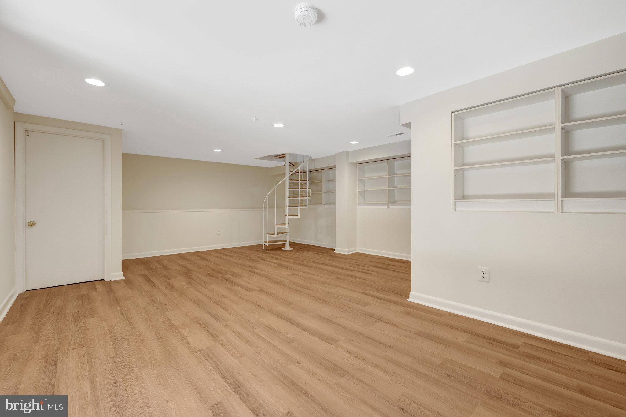 CHAPEL TRAILS - Residential