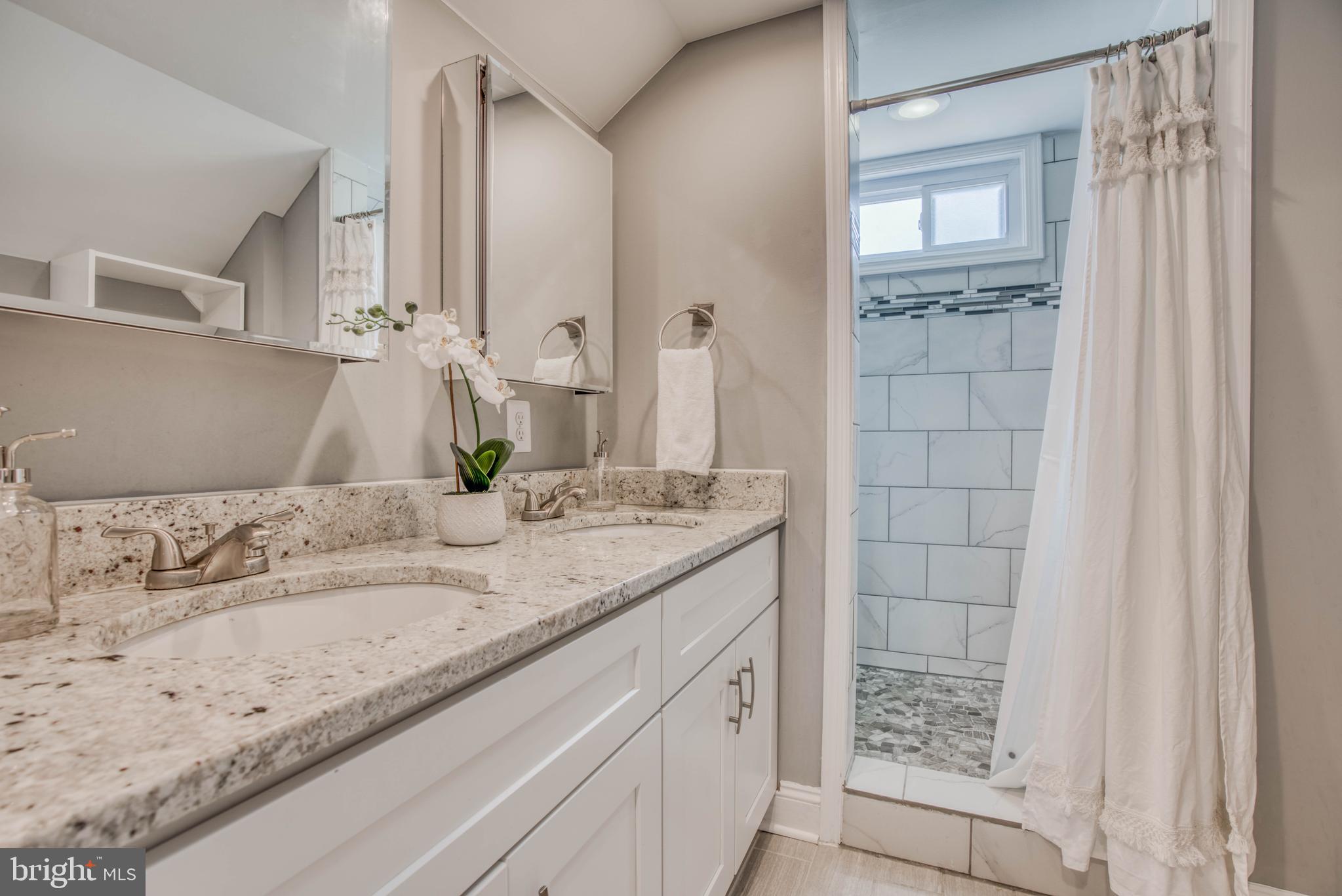 PARKVILLE - Residential