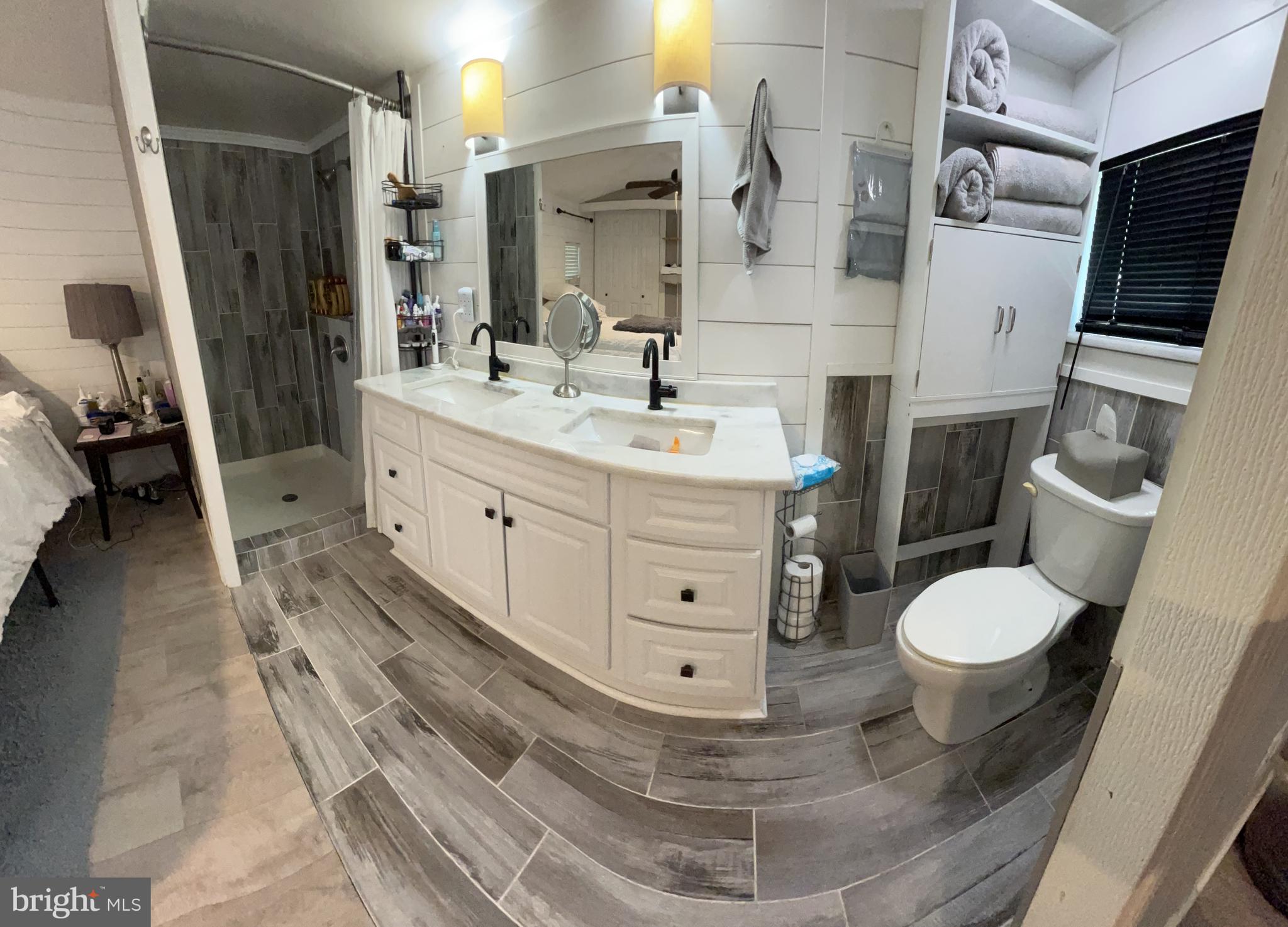 VILLAGE BROOK - Residential