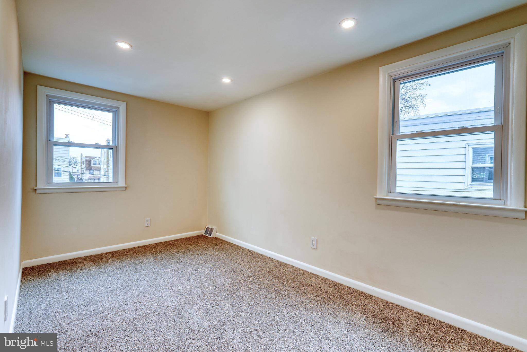 PINE VALLEY - Residential