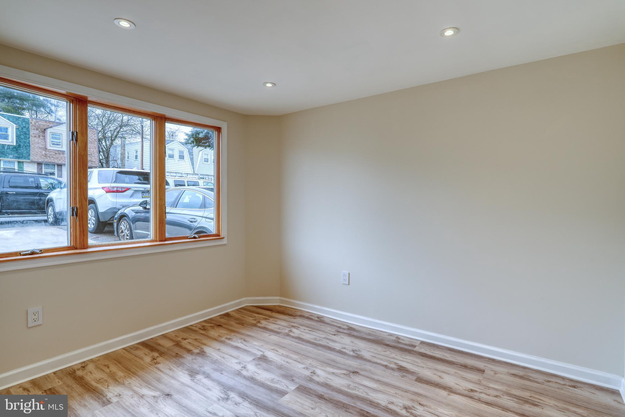 PINE VALLEY - Residential