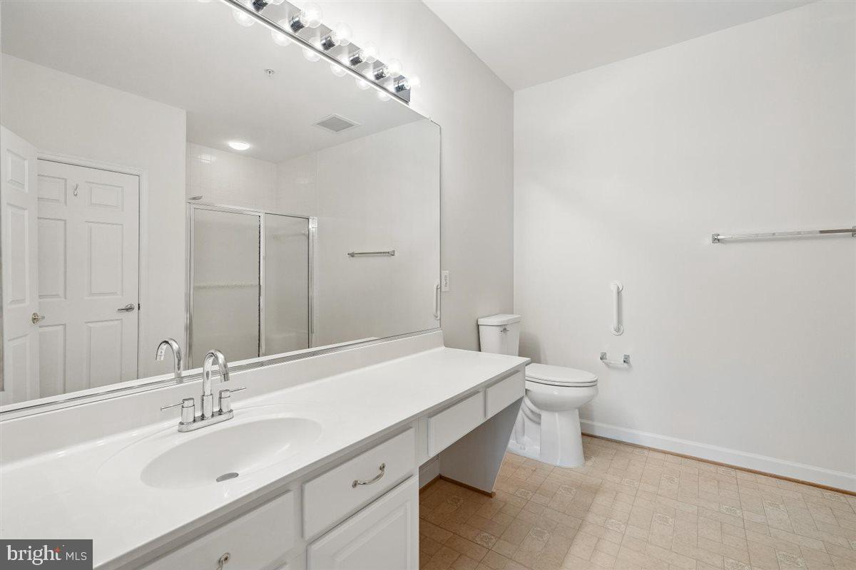 SOUTH RIVER COLONY - Residential