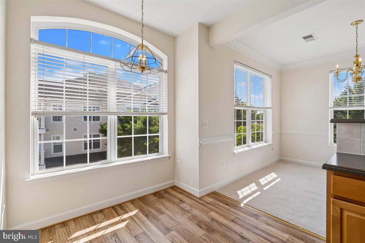 SOUTH RIVER COLONY - Residential
