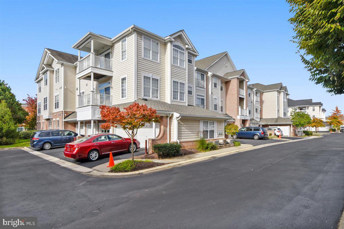 SOUTH RIVER COLONY - Residential