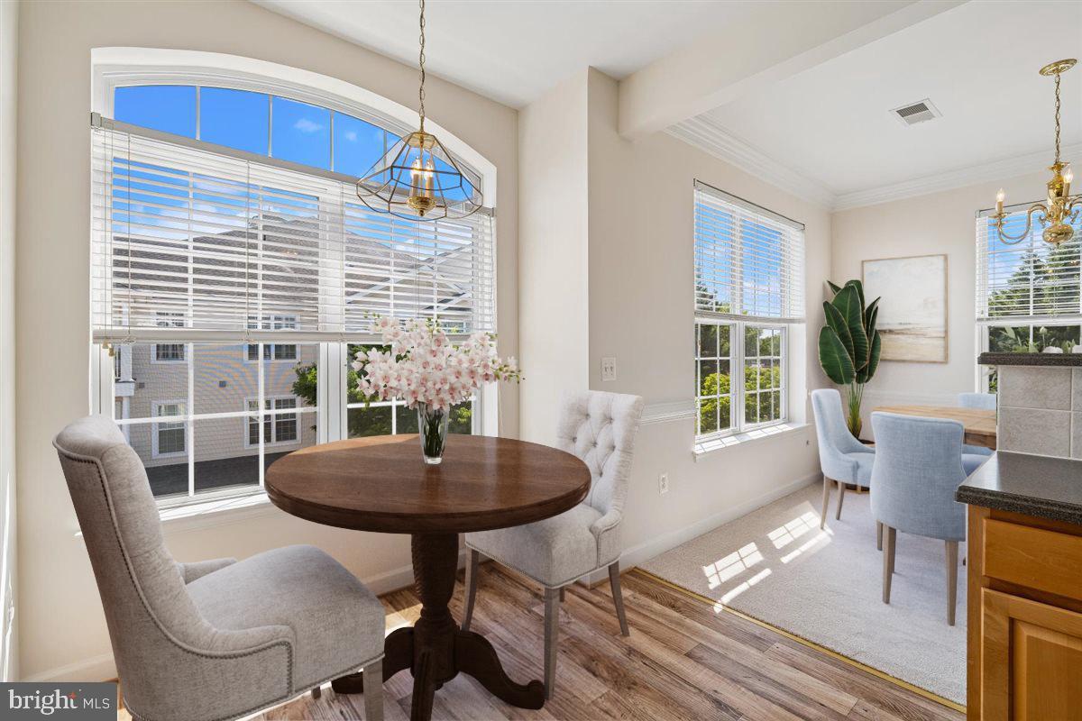SOUTH RIVER COLONY - Residential