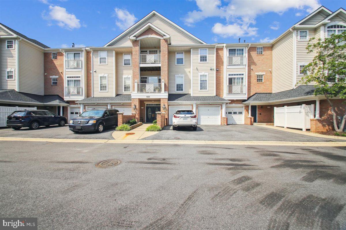 SOUTH RIVER COLONY - Residential