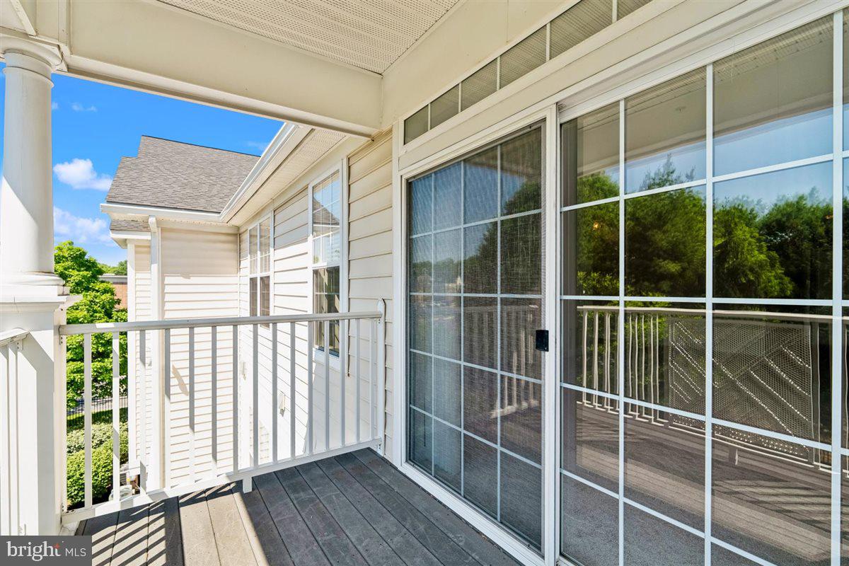 SOUTH RIVER COLONY - Residential