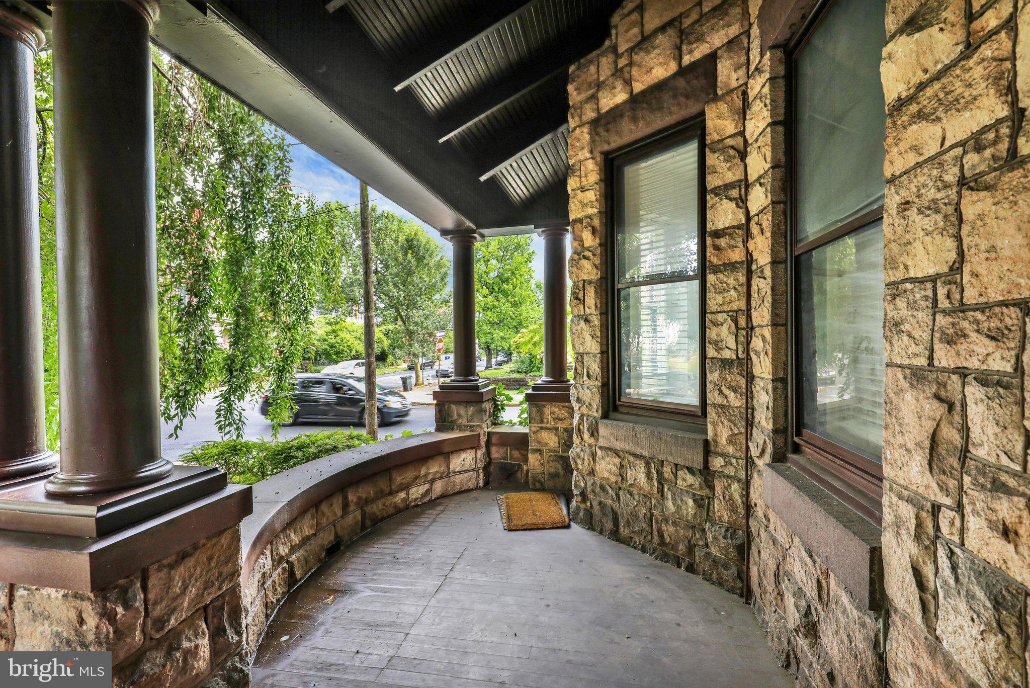 800 N 3RD STREET