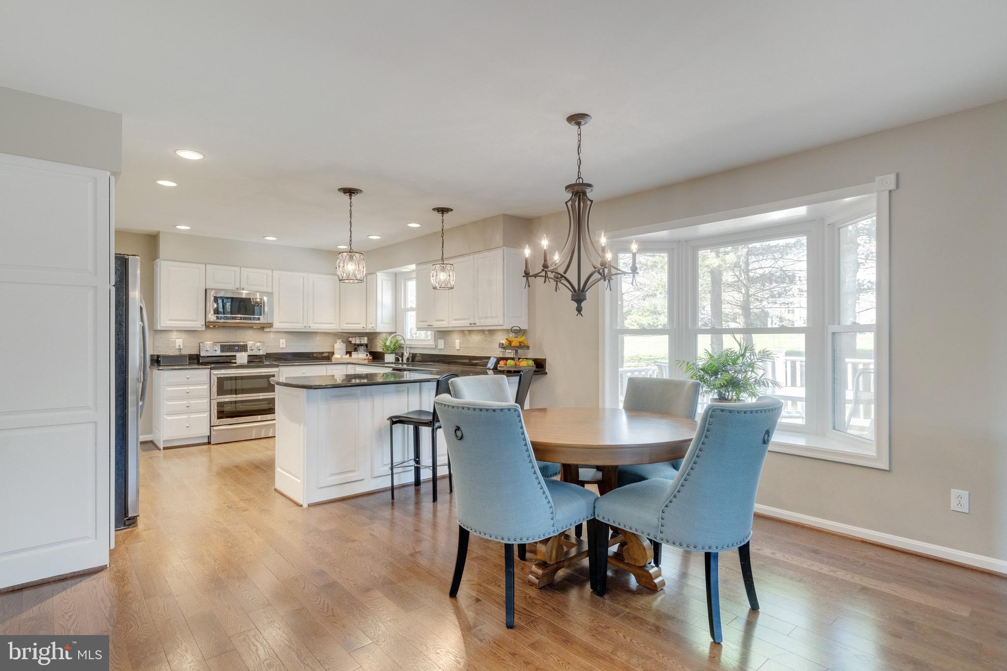 TARA OAKS - Residential