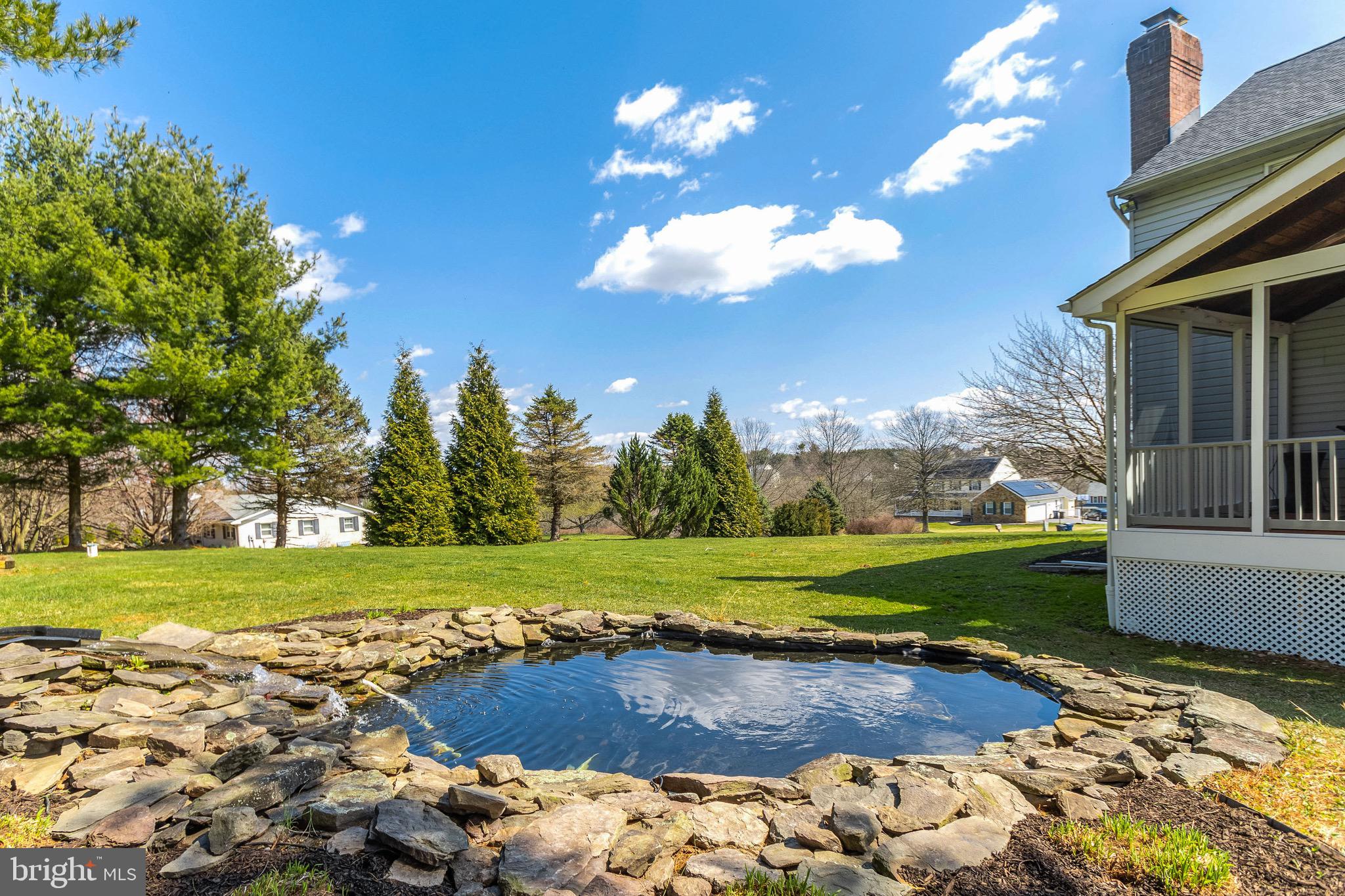 TARA OAKS - Residential