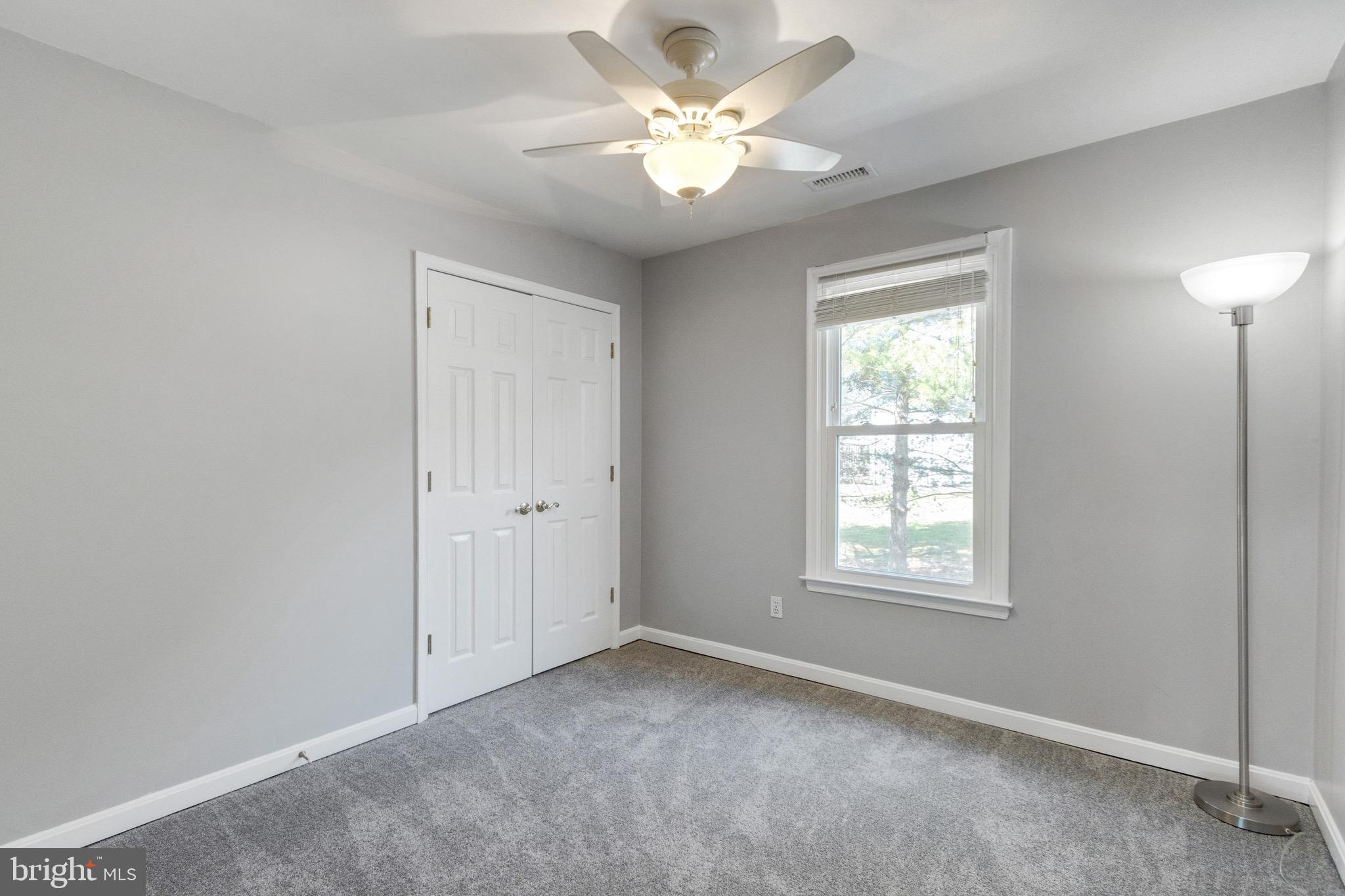 TARA OAKS - Residential