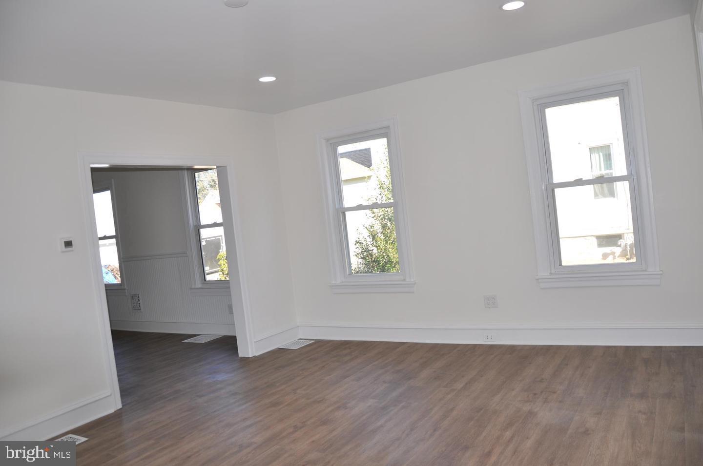 241 MAPLE AVENUE