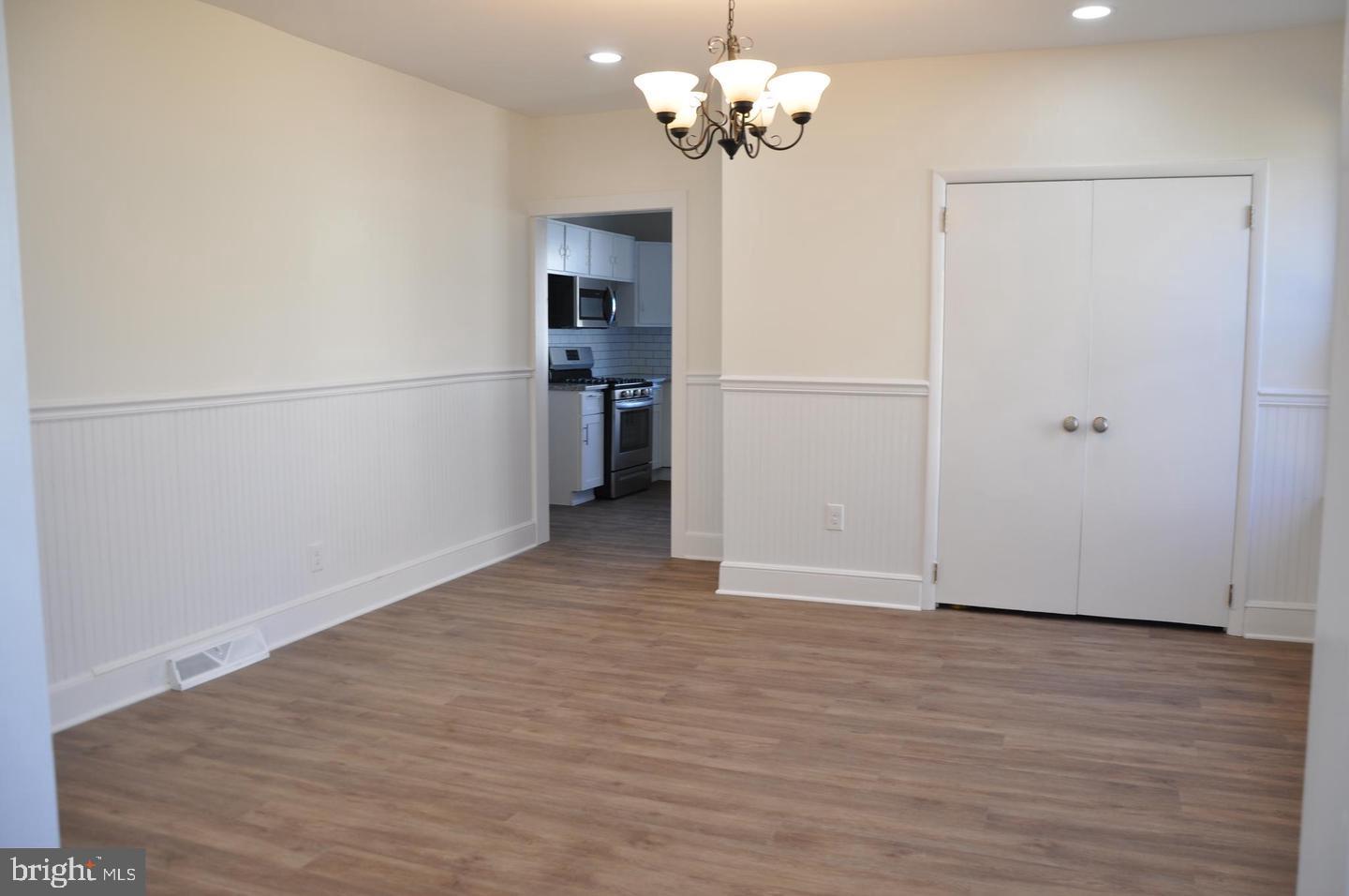 241 MAPLE AVENUE