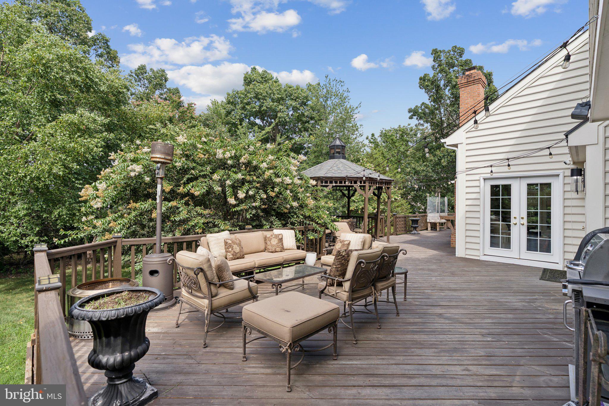 DUFIEF MILL ESTATES - Residential