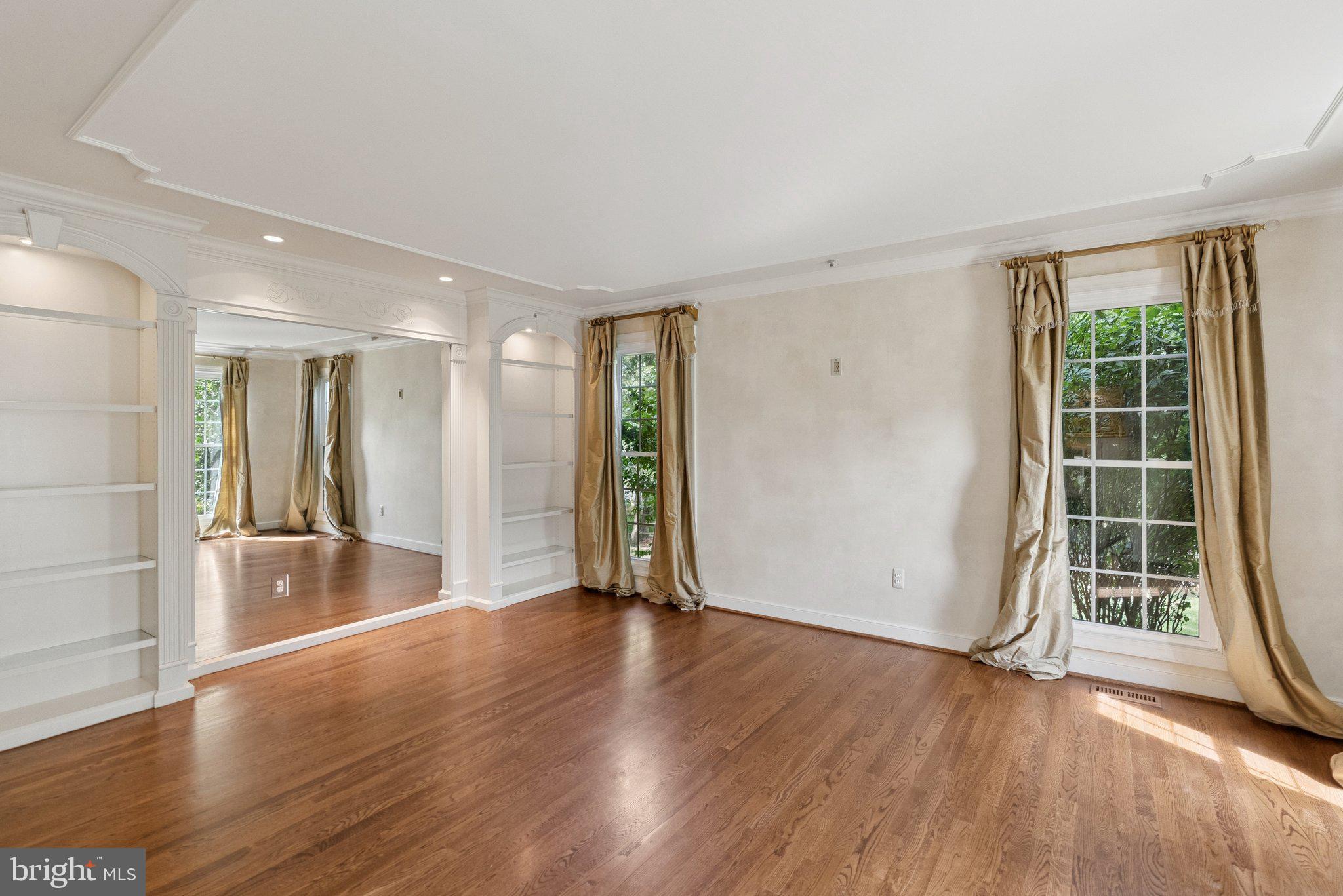 DUFIEF MILL ESTATES - Residential