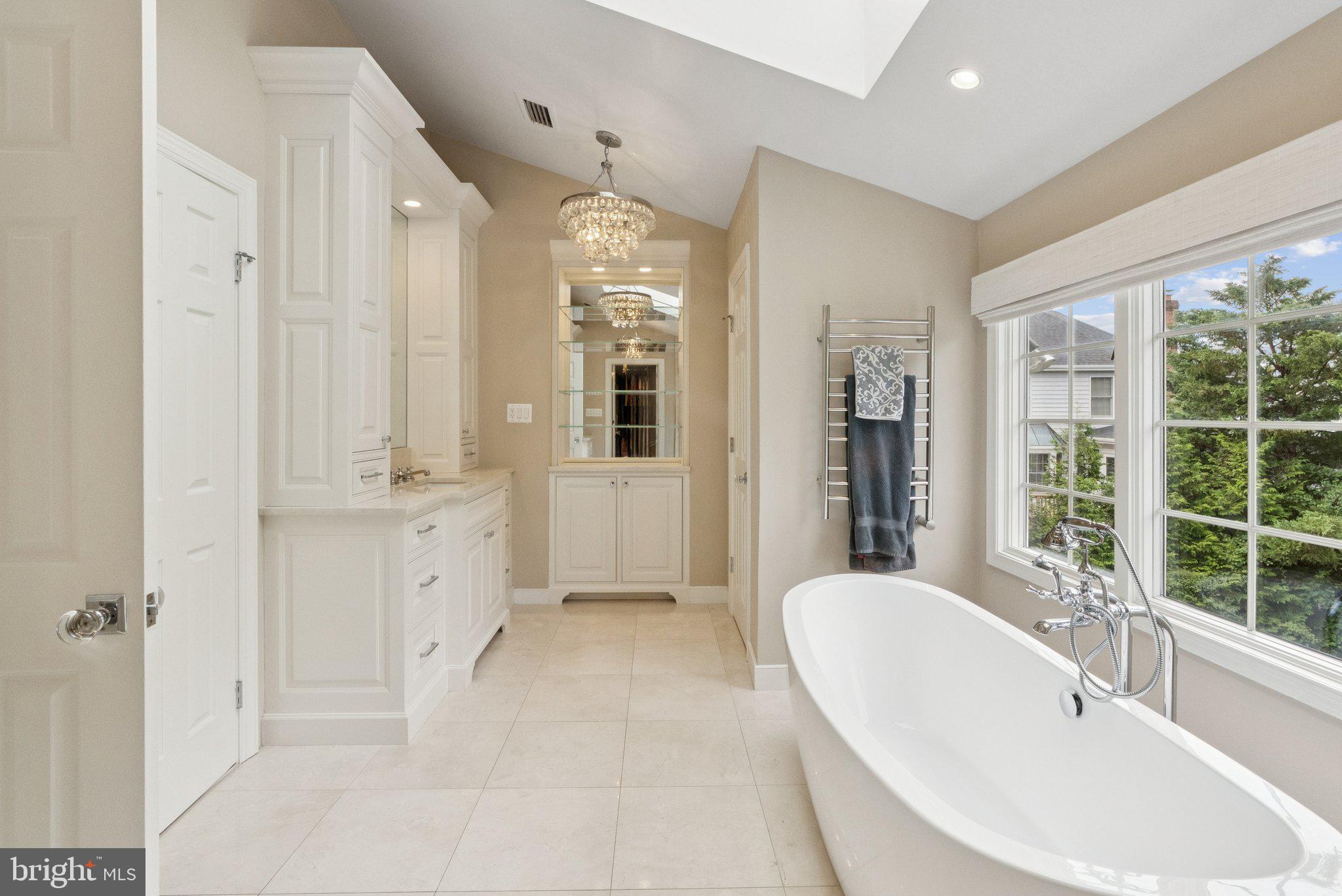 DUFIEF MILL ESTATES - Residential