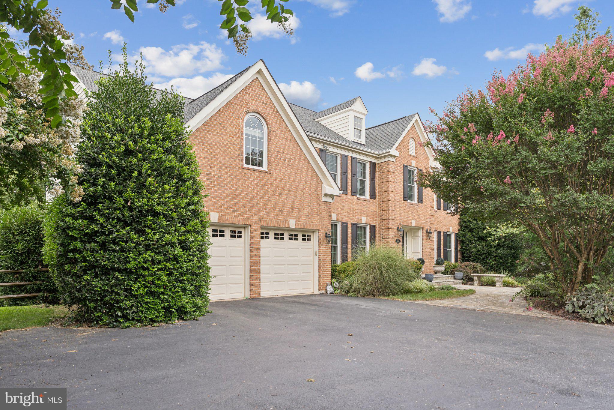 DUFIEF MILL ESTATES - Residential